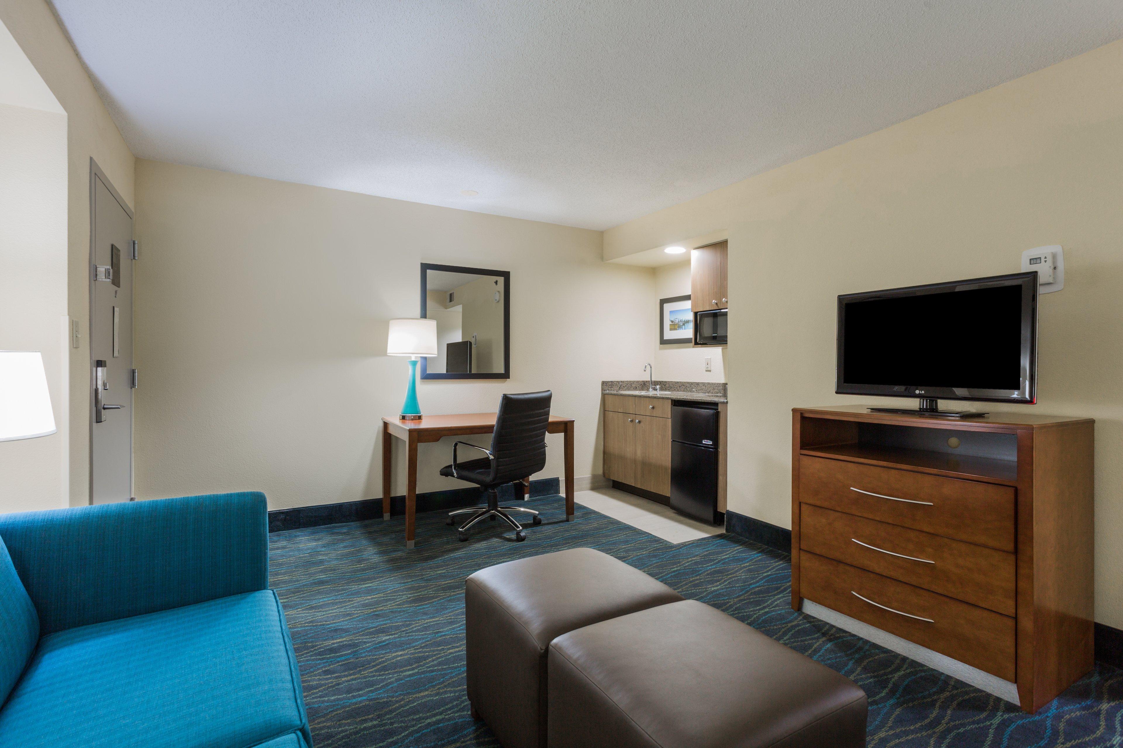 Holiday Inn Express & Suites Wilmington-University Center By Ihg Exterior foto